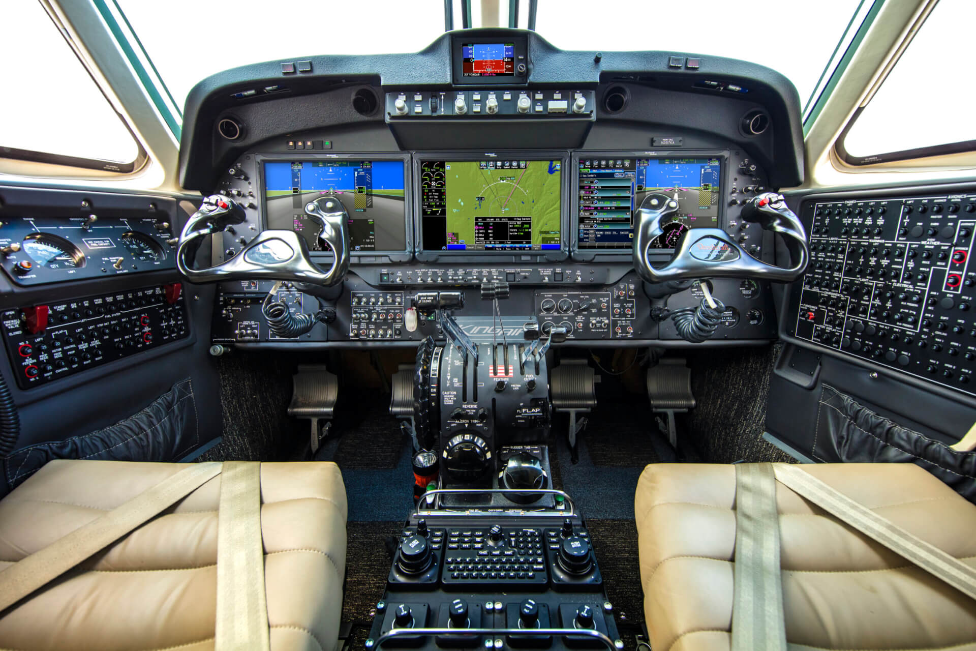 king air 260 cockpit