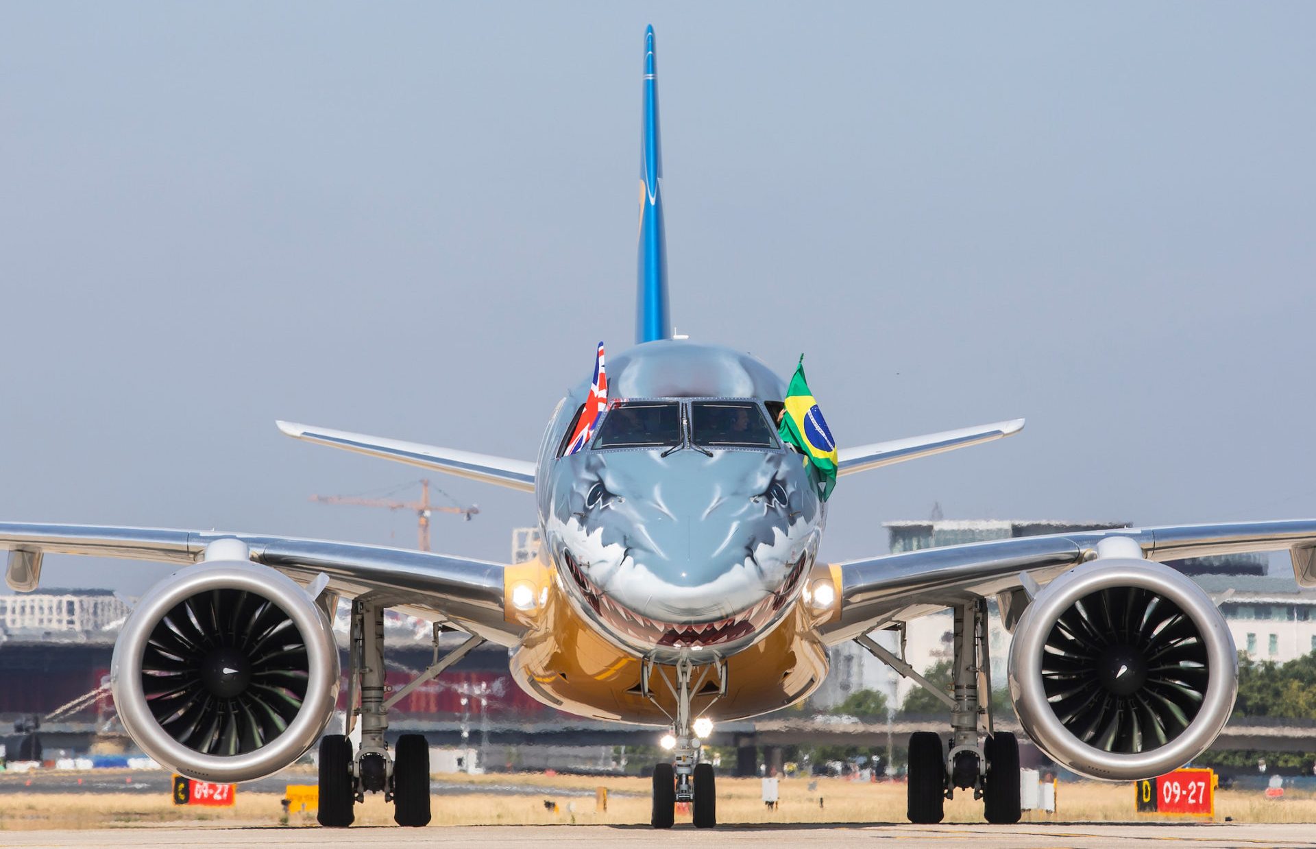 Embraer E2 front view