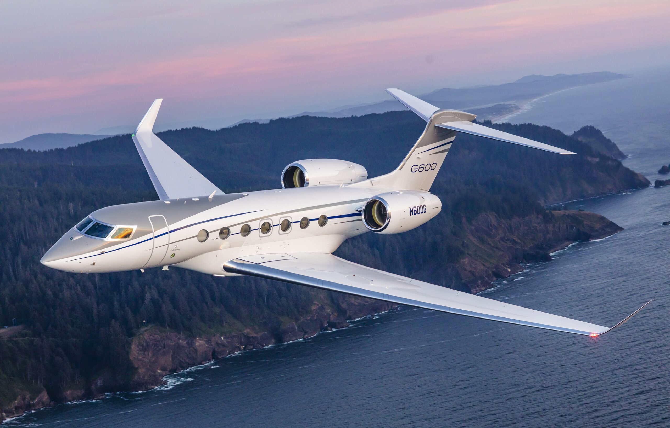 gulfstream g600 in flight