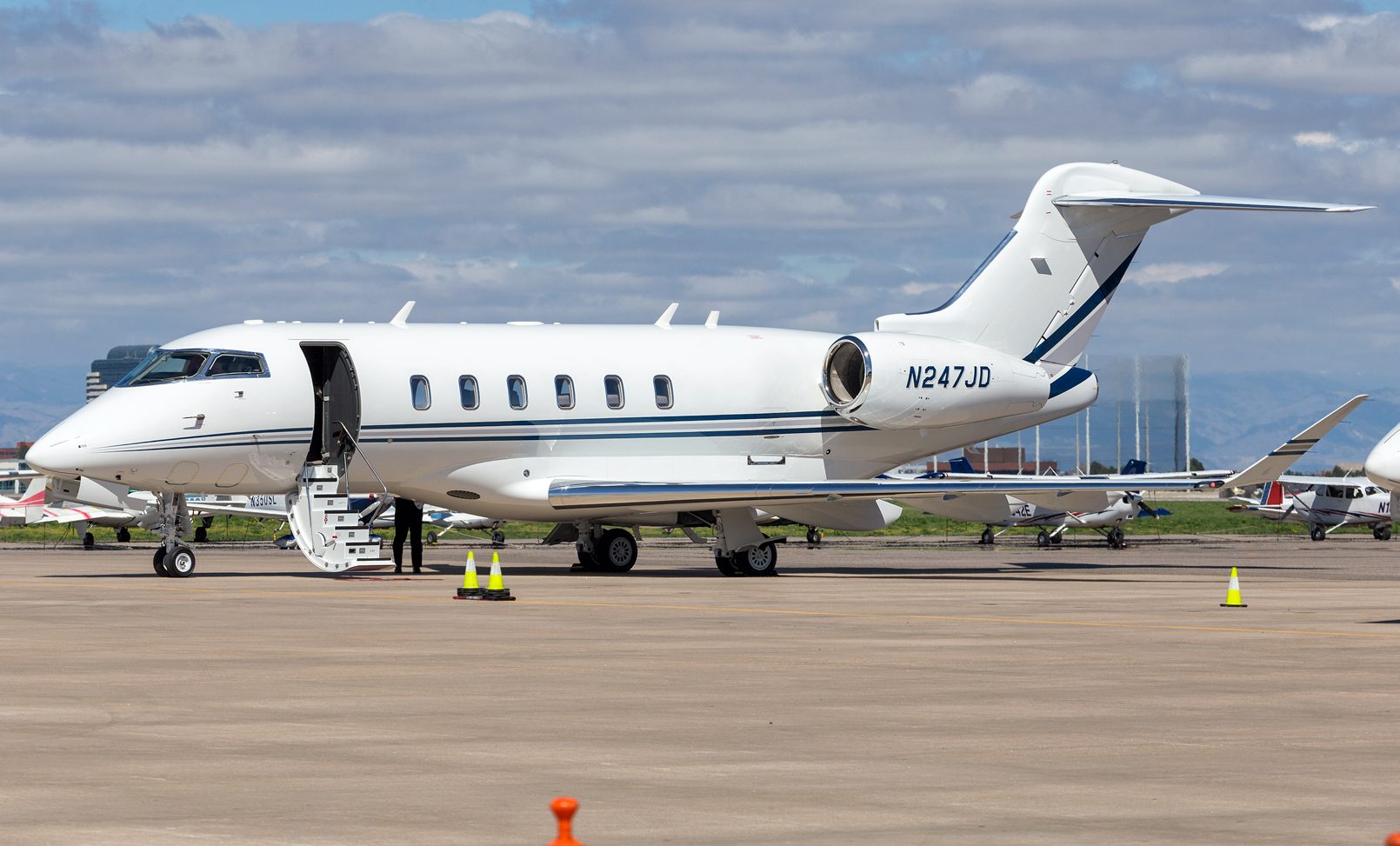 Bombardier Challenger 350